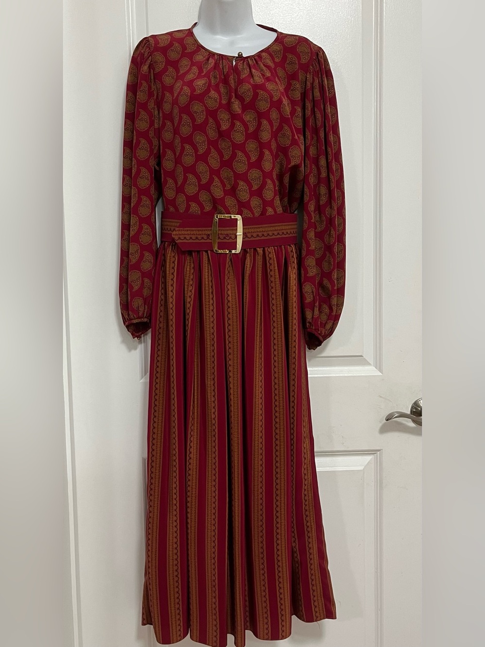 VTG Gloria Sachs 3-Piece Matching Skirt Set Paisley Stripes ILGWU Size 8 / 10
